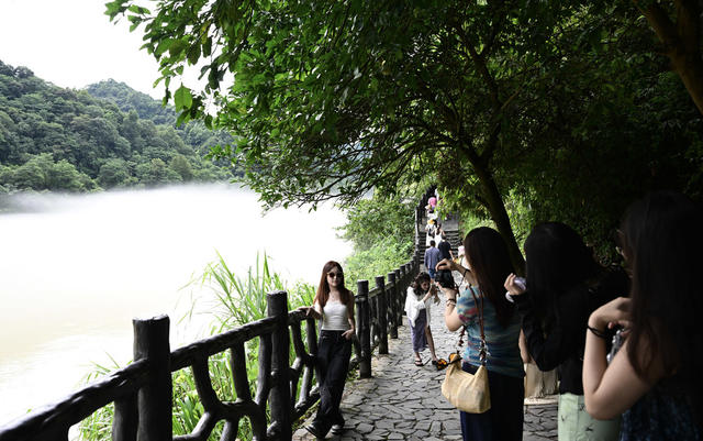 资兴市 东江湖 灾后重建 旅游热