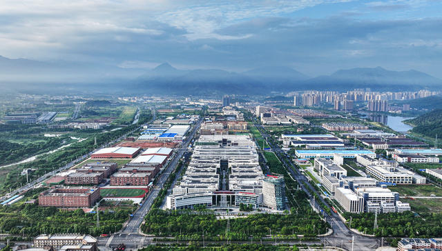 航拍  湖南  郴州  高新区  湖南自由贸易  试验区  郴州片区 国家跨境电商  综合试验区  保税区  海峡两岸  产业合作示范区  黄金期   黄建华  航拍