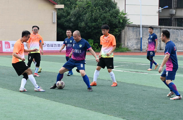 体育 比赛 运动  足球 全民健身 群众体育 运动员