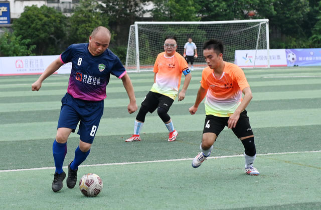 体育 比赛 运动  足球 全民健身 群众体育 运动员