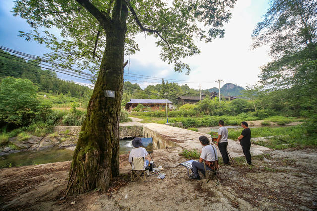 湖南，龙山，追寻，红色记“艺”，创作，文艺，采风，红色主题