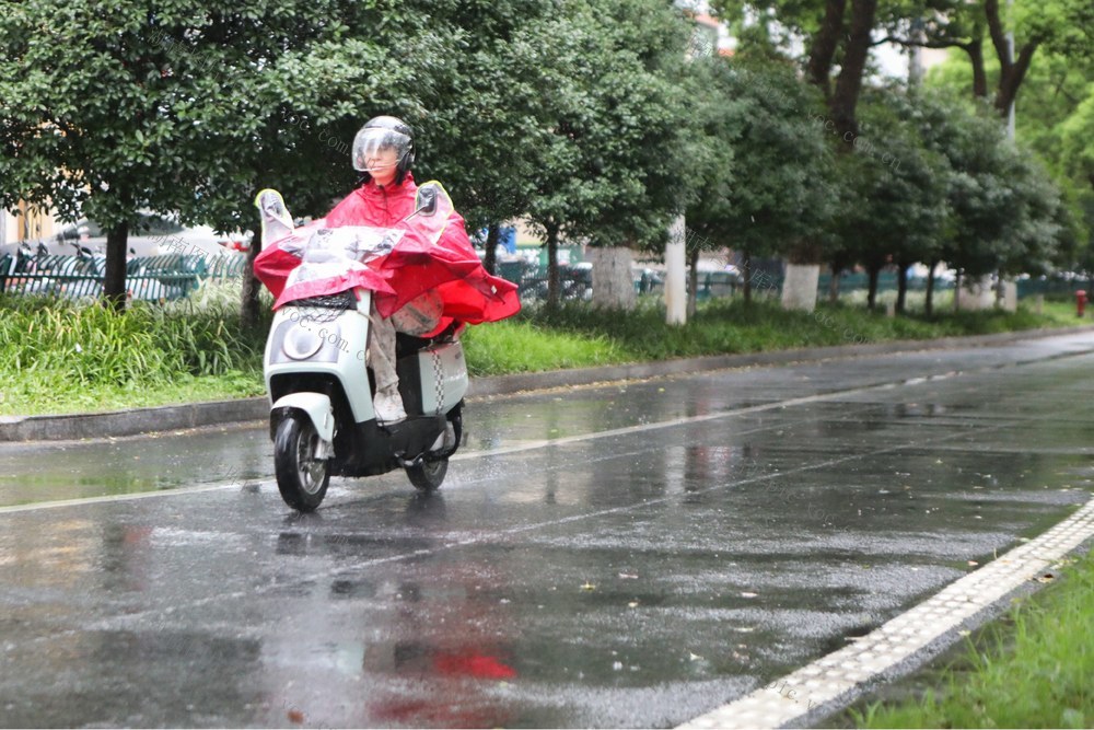 秋风秋雨