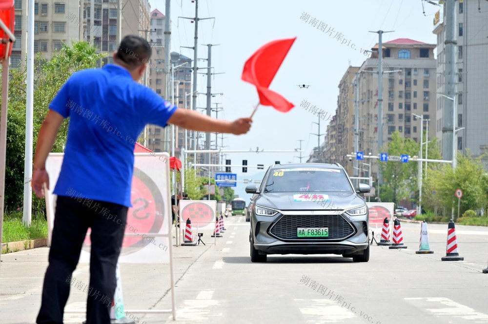 新能源  汽车  拉力赛  比亚迪  特斯拉  问界  理想  红旗  小米