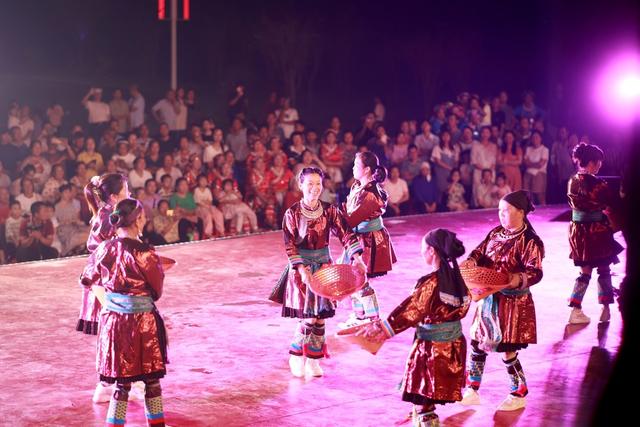 旅游、舞台、文化、文旅融合、乡村旅游