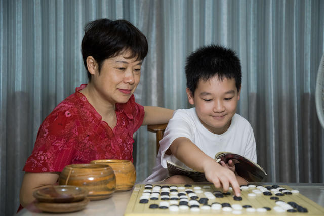 围棋  学生  孩子  冠军  比赛  学习