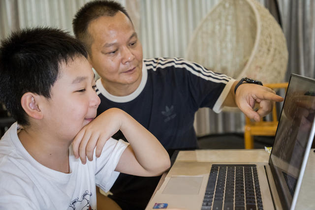 围棋  学生  孩子  冠军  比赛  学习