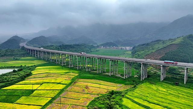 湖南  常宁  许广高速  美景