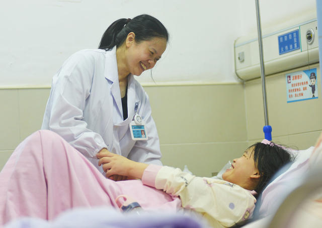 嘉禾：坚守“医”线    过医师节