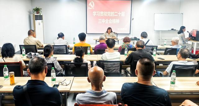 宣讲二十届三中全会精神，讲抗美援朝的故事