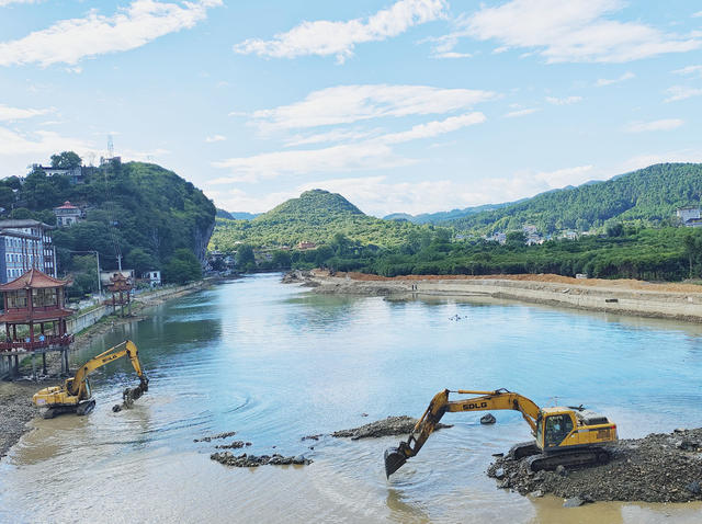 汛期 行洪 安全 除险 挖沙 作业 