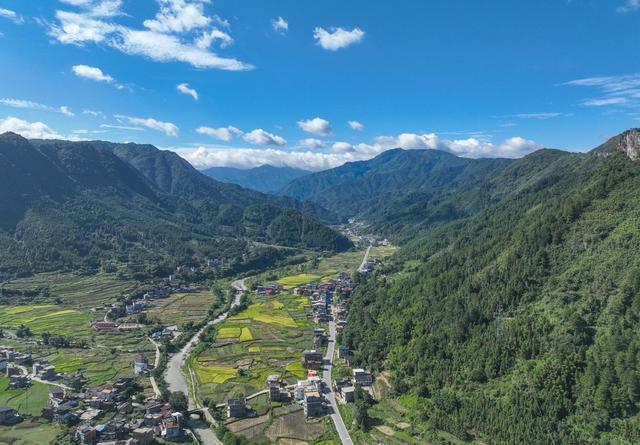 乡村路
道县
