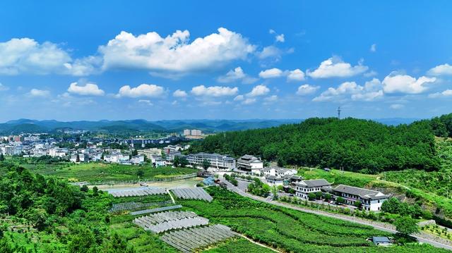 航拍 相处振兴 美丽乡村