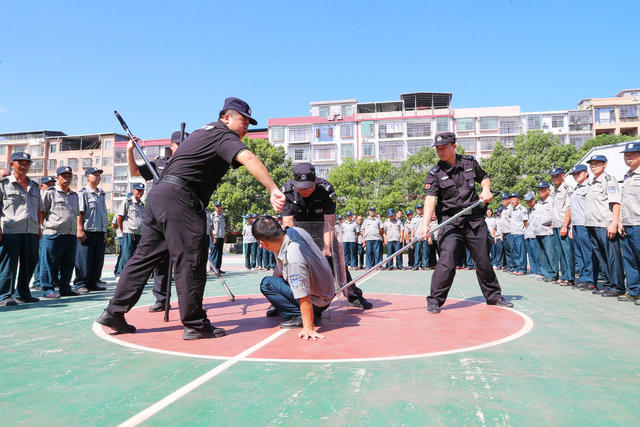 安保  校园  培训  安全