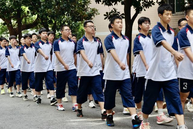 衡阳  衡阳市八中 军训  