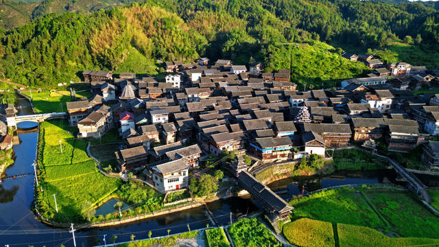 侗寨 秋色 山 田园 稻谷 公路 美图