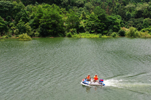 嘉禾：巡库护碧水