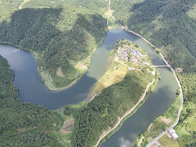 秋季山村风景
