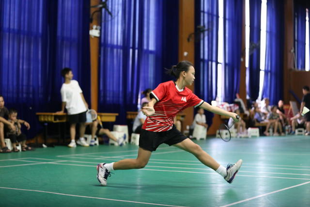 羽毛球  运动 健康