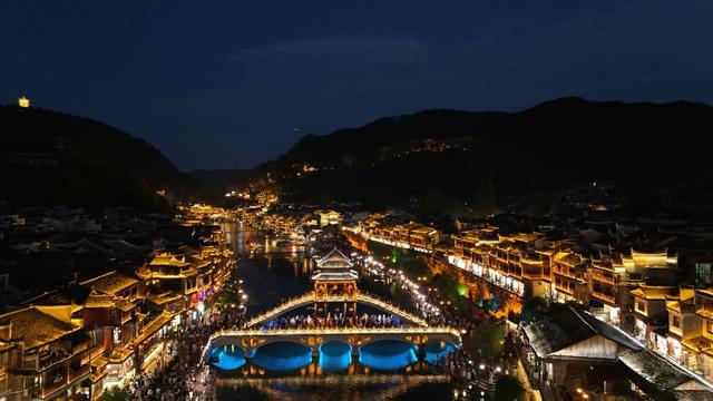 凤凰古城 旅游 夜景 江景