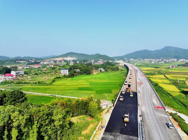 娄醴高速  加速度  建设