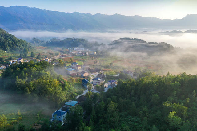 湖南，龙山，乡村，晨雾，曙光，生态，人居环境