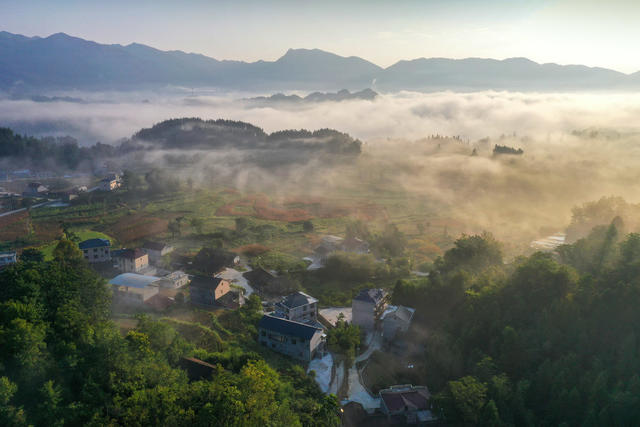 湖南，龙山，乡村，晨雾，曙光，生态，人居环境