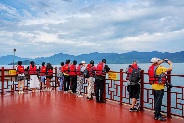 旅游