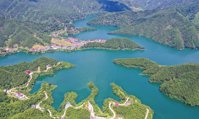 大美中国 蓝天 白云 青山 绿水 民居 水资源 水环境 水生态 城乡人居环境 美丽乡村