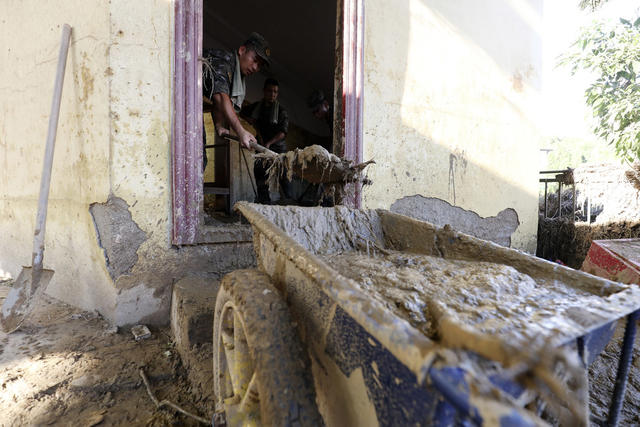 抗洪救灾 受灾群众 灾后恢复重建 生产生活秩序 重建美好家园