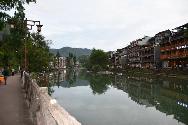凤凰 沱江  美景