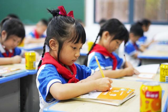 开学季 开学报到 你好，一年级