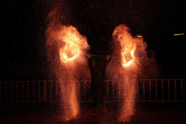 打铁花  火壶  表演  非遗  夜经济  湖南邵东