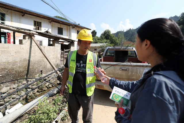 抗洪救灾 驰援灾区 高温劳动者 酷暑送清凉 重建家园