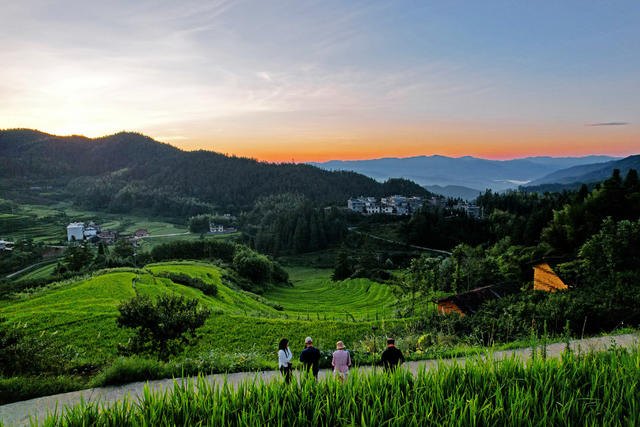 湖南桂东 美丽乡村 画 禾坪村