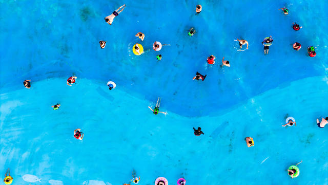 应对高温 亲水纳凉 清凉经济