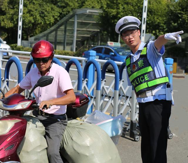 怀铁警方积极打造“平安站区”
