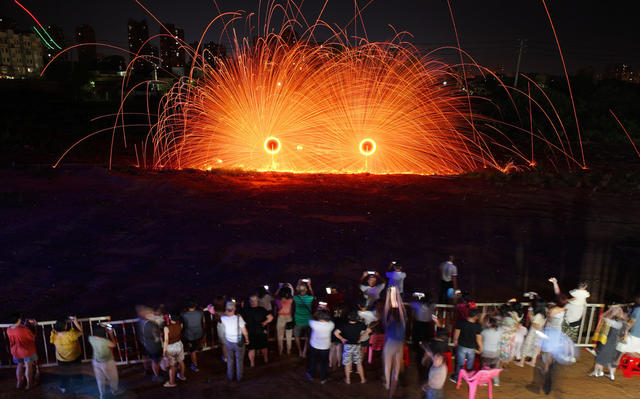 夜色 休闲 文旅 夜市 