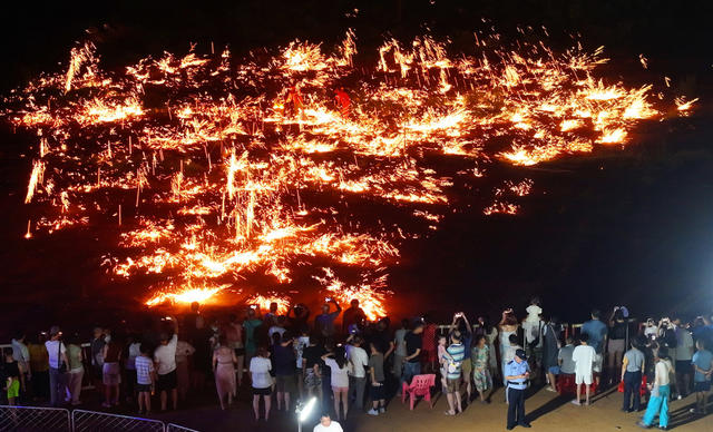 夜色 休闲 文旅 夜市 