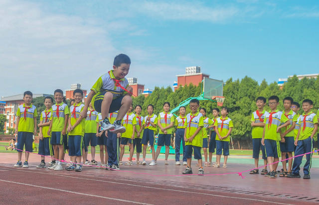 开学
道县