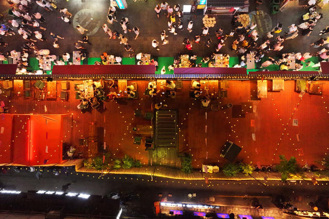 夜色 流光溢彩 