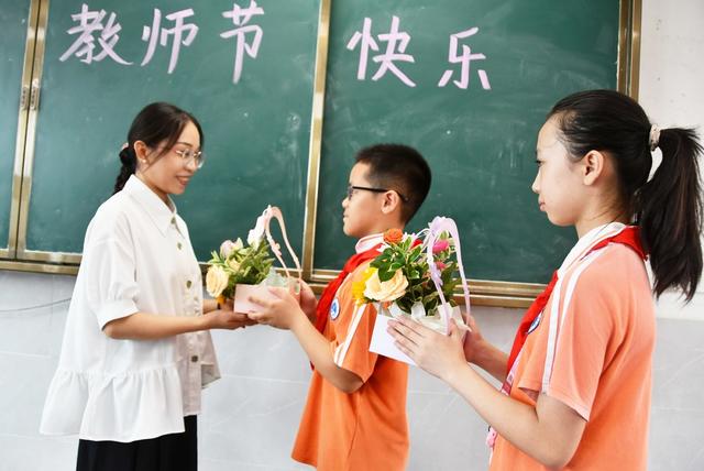  感念师恩