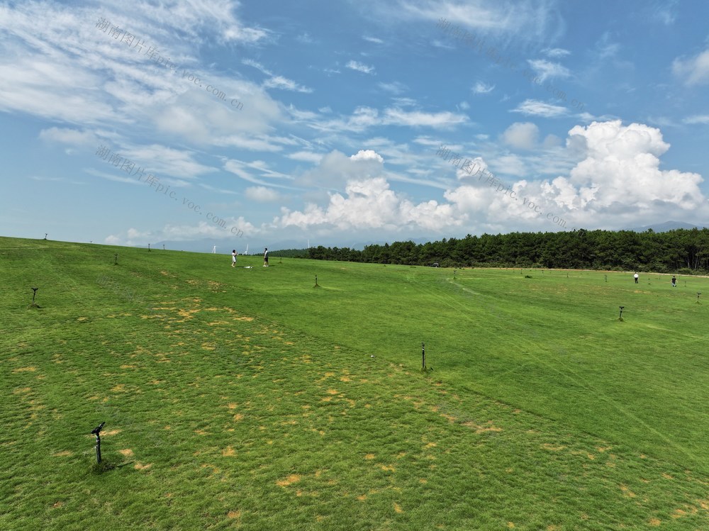 秋日旅游  乡村旅游 生态旅游 草原景色