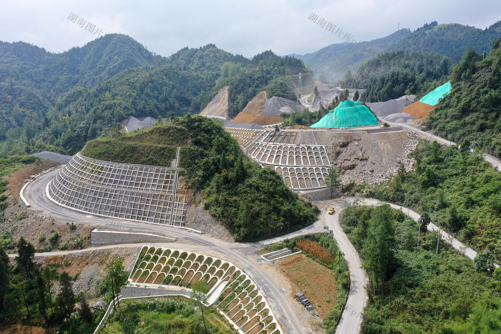 湖南 龙山 高速公路 连接线 施工