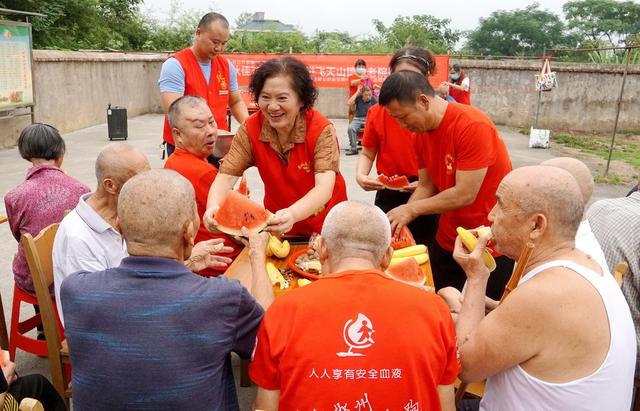 中秋送温暖