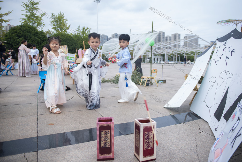 娄底 中秋 萌娃 传统文化 集市