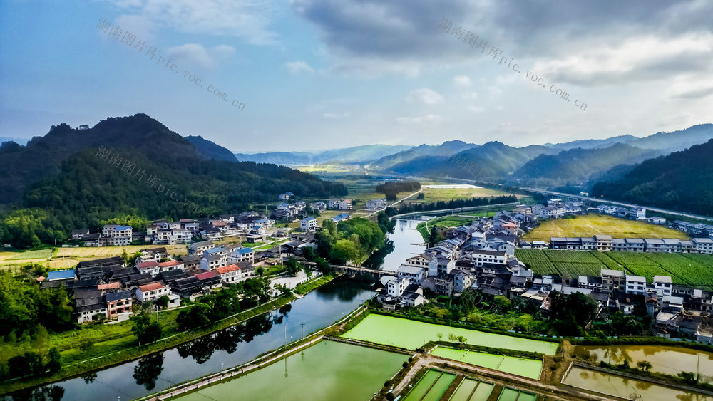 侗乡 生态 美丽 新 农村 画卷