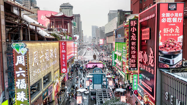 长沙下雪 长沙雪景 长沙城市风光 长沙下大雪 湘江 长沙城市航拍 长沙冬季雪景 湘江橘子洲雪景 长沙橘子洲雪景 橘子洲大桥雪景 长沙北辰三角洲雪景 长沙渔人码头雪景 湖南金融中心 长沙步行街雪景 长沙ifs 长沙杜甫江阁雪景航拍 雪后长沙美景