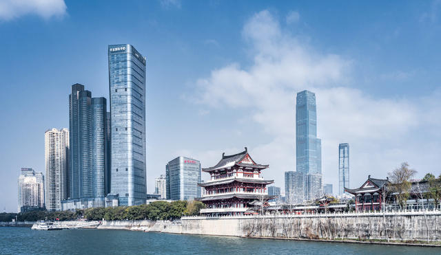 长沙下雪 长沙雪景 长沙城市风光 长沙下大雪 湘江 长沙城市航拍 长沙冬季雪景 湘江橘子洲雪景 长沙橘子洲雪景 橘子洲大桥雪景 长沙北辰三角洲雪景 长沙渔人码头雪景 湖南金融中心 长沙步行街雪景 长沙ifs 长沙杜甫江阁雪景航拍 雪后长沙美景