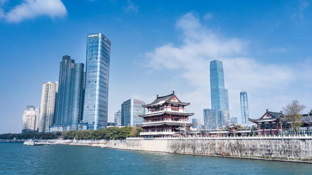 长沙下雪 长沙雪景 长沙城市风光 长沙下大雪 湘江 长沙城市航拍 长沙冬季雪景 湘江橘子洲雪景 长沙橘子洲雪景 橘子洲大桥雪景 长沙北辰三角洲雪景 长沙渔人码头雪景 湖南金融中心 长沙步行街雪景 长沙ifs 长沙杜甫江阁雪景航拍 雪后长沙美景