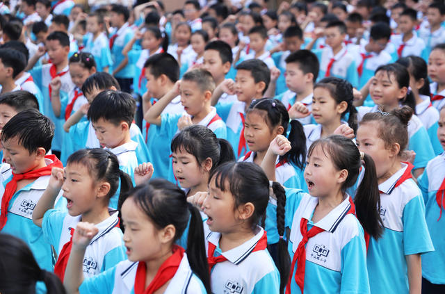 开学 科技 进校园 无人机 机器人 社团